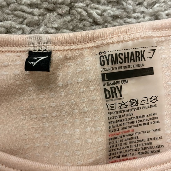 Gymshark size large , tight fitting - Picture 3 of 3